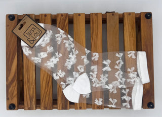 Footwear Elegance - Fashion Mesh Socks: White hearts