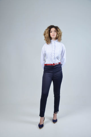 Hilla In White