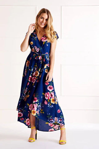 From Brunch to Beach: How to Style Maxi and Midi Dresses Like a Pro