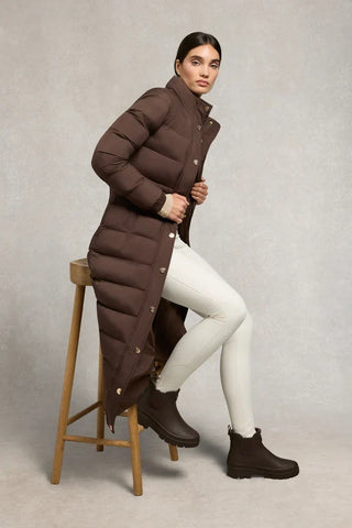 Boots vs Casual Shoes: The Best Choice for a British Autumn