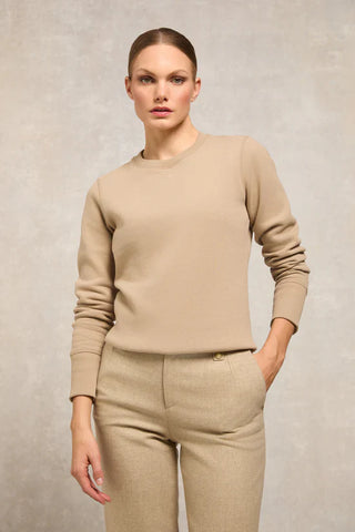 Why Everyone is Obsessed with This Cozy Women’s Knitted Jumper Trend