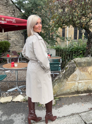Paris Trenchcoat