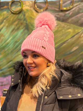 Bobble Hat Classic Cable