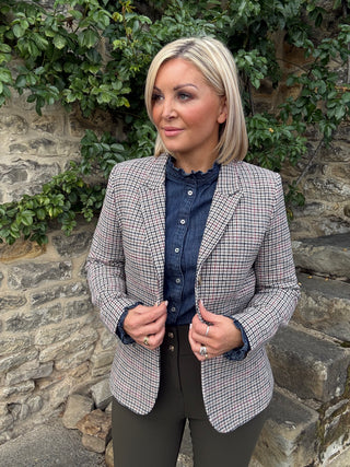 Lilian - Prince of Wales check jacket