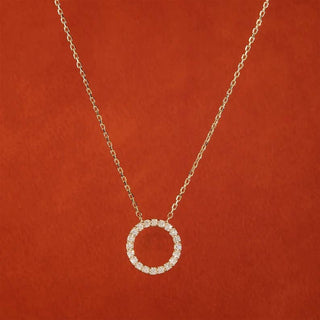 Circular Pendant Necklace in Gold