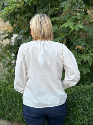 Carina - White