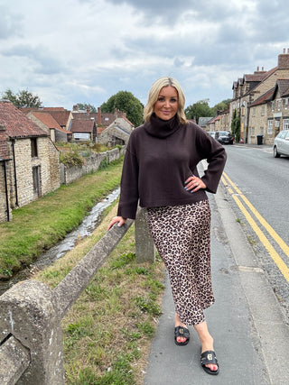 Tery Rib Neck Sweater With Snood Chocolate