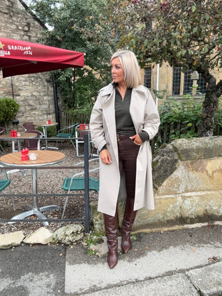 Paris Trenchcoat