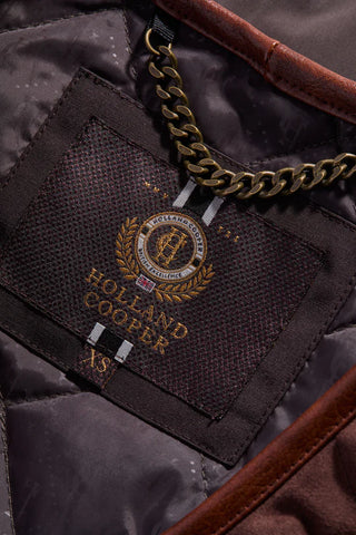 Clay Vest in Chocolate