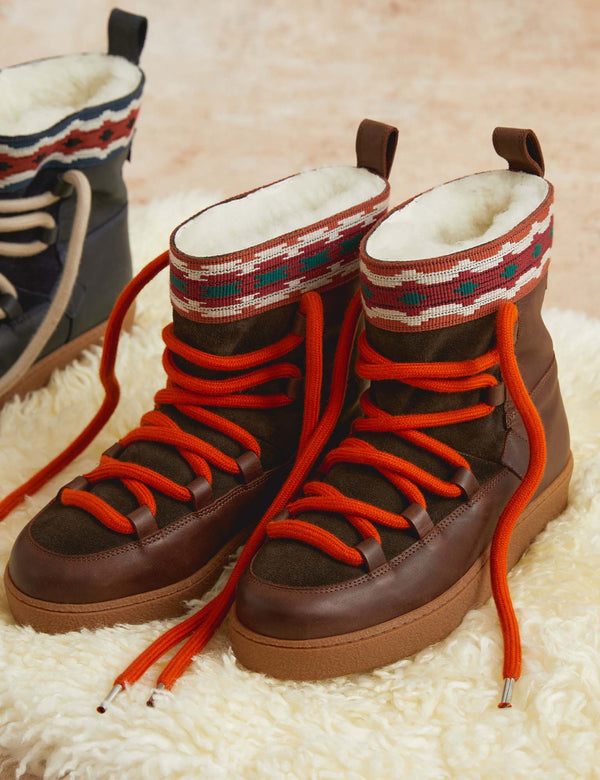 COSMOS SUEDE BOOT in bitter chocolate