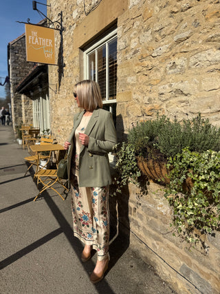 DOUBLE BREASTED BLAZER IN SAGE LINEN