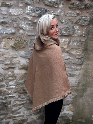 Silverfir Women's Tweed Poncho - Camel Twill