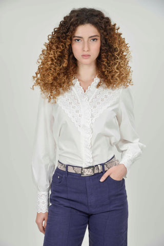 HANNAH - V NECK EMBROIDERY