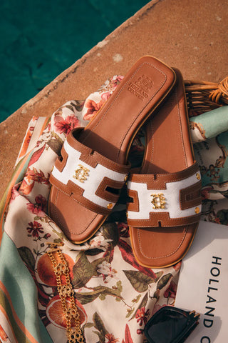 HERALDIC MONOGRAM SLIDES NATURAL TAN