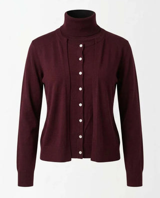 Jacinta Pocardi in Burgundy