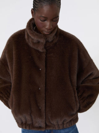Fluffy-textured short jacket - BROWN